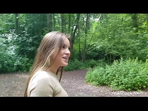 ❤️ Li vaig suggerir a l'Evelina que fotéssim en un lloc públic! Ella va dir que sí. Llavors la vaig follar pel cul i la vaig correr a la boca. Llavors es va enfadar. Vídeo de sexe a nosaltres ❌❤